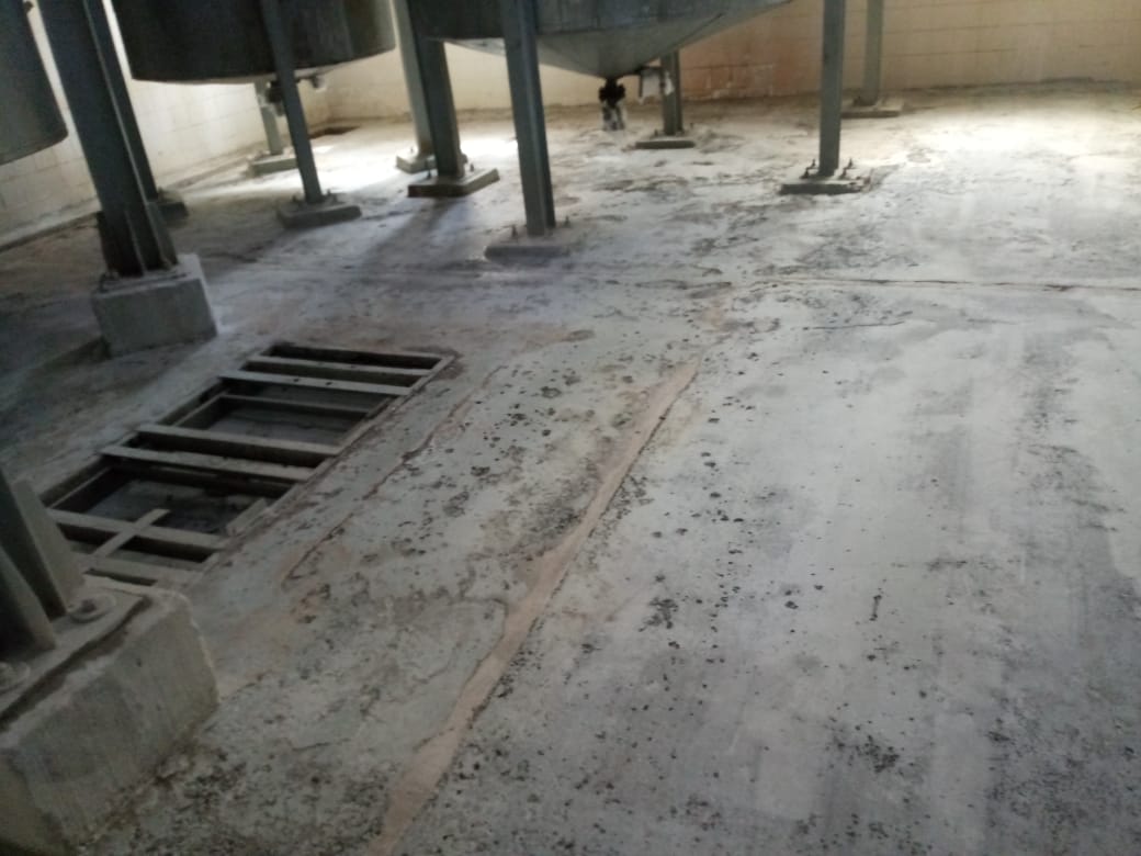 GALPÃO 4 ANTES 1.jpg