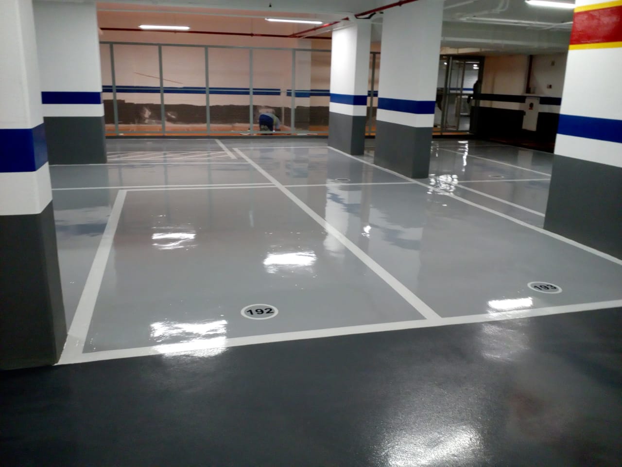 ESTACIONAMENTO 4.jpg