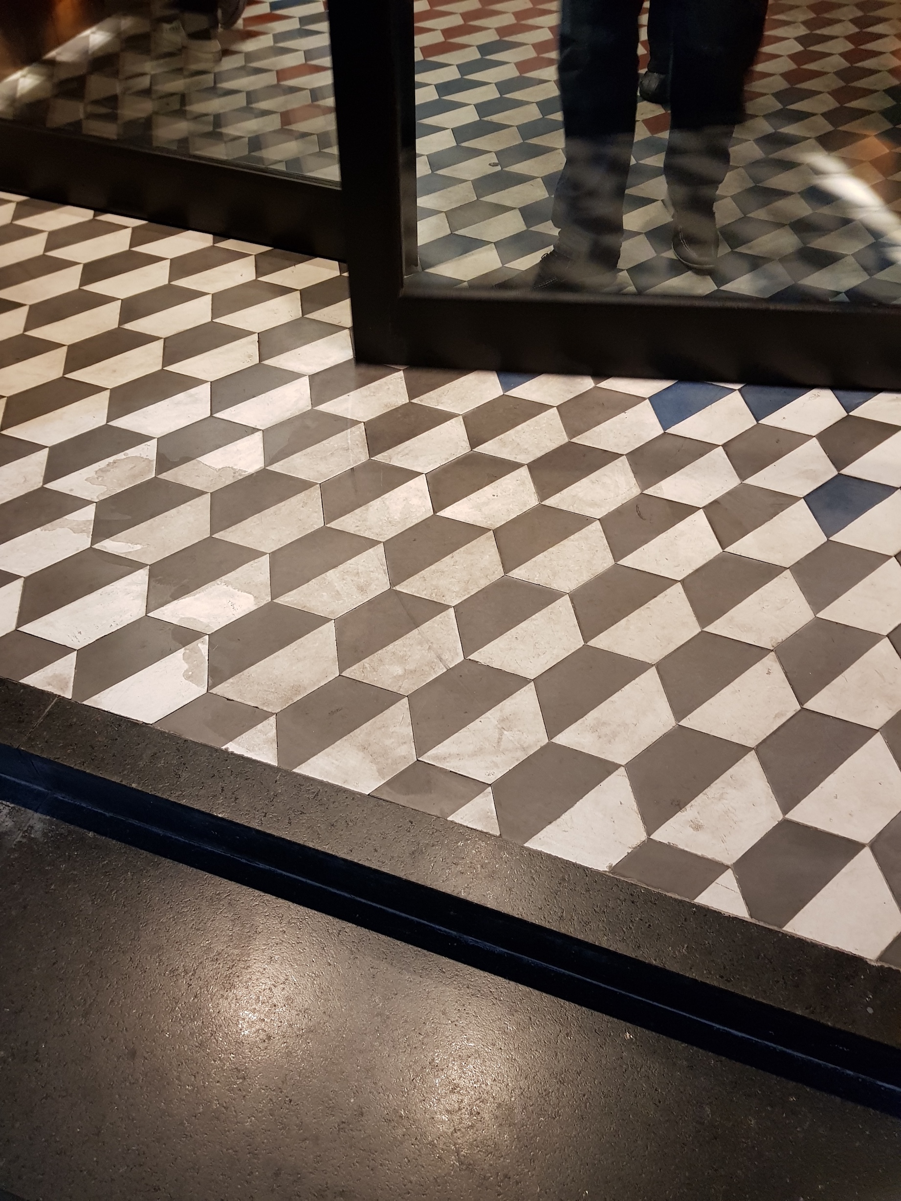 Azulejo Hidraulico Antes.jpg