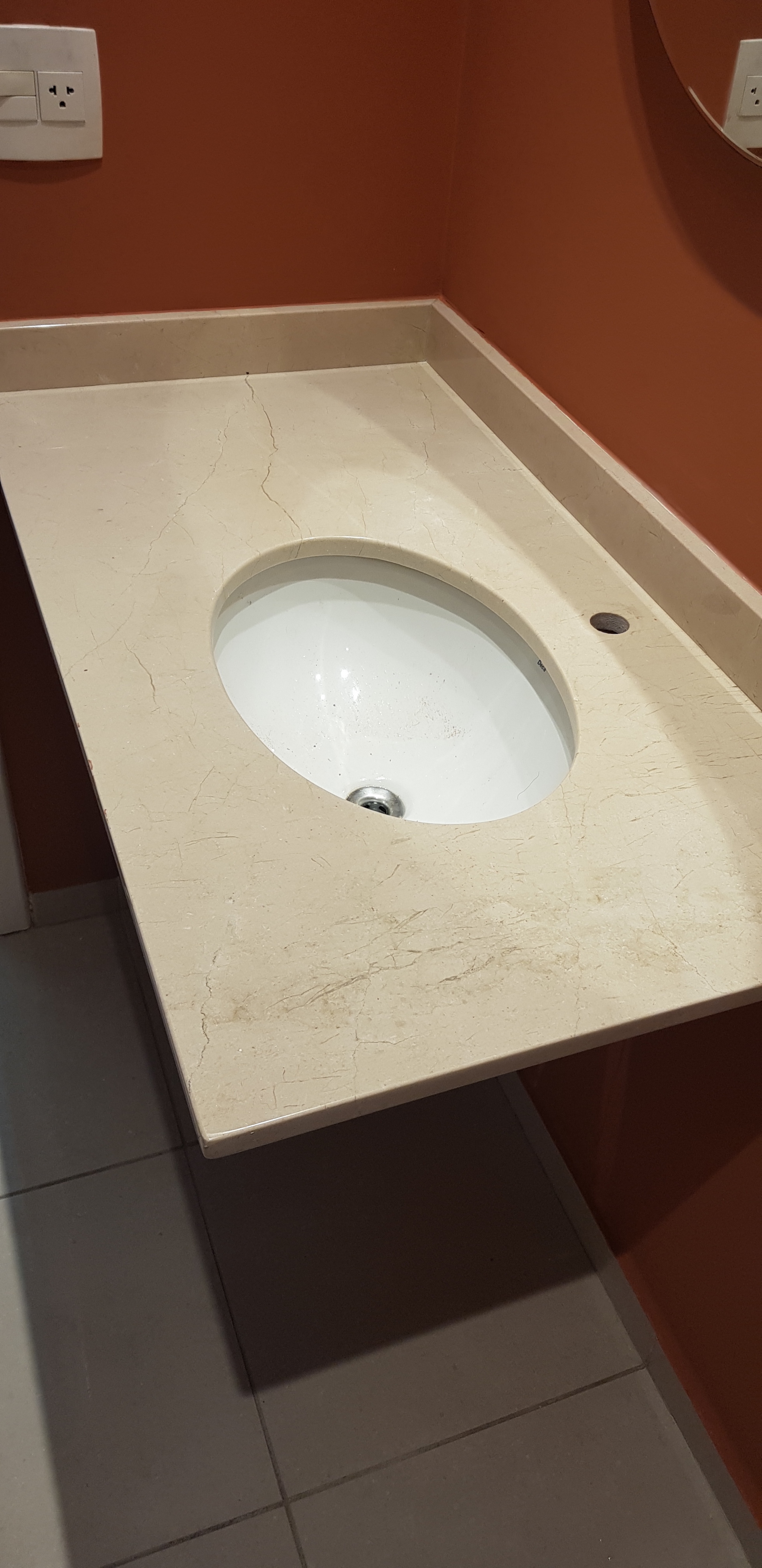LAVATÓRIO ANTES.jpg