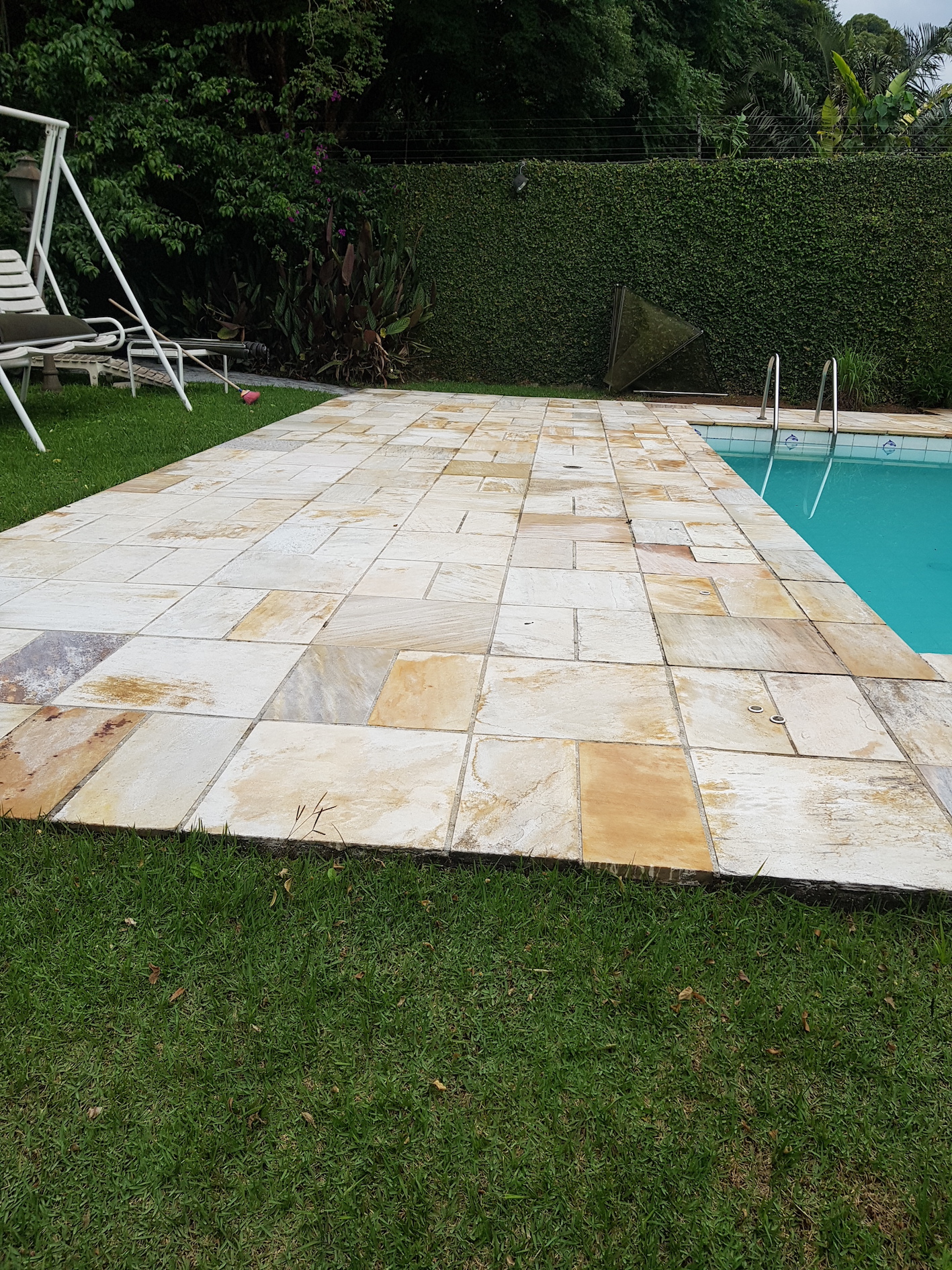 Lateral esquerda depois.jpg